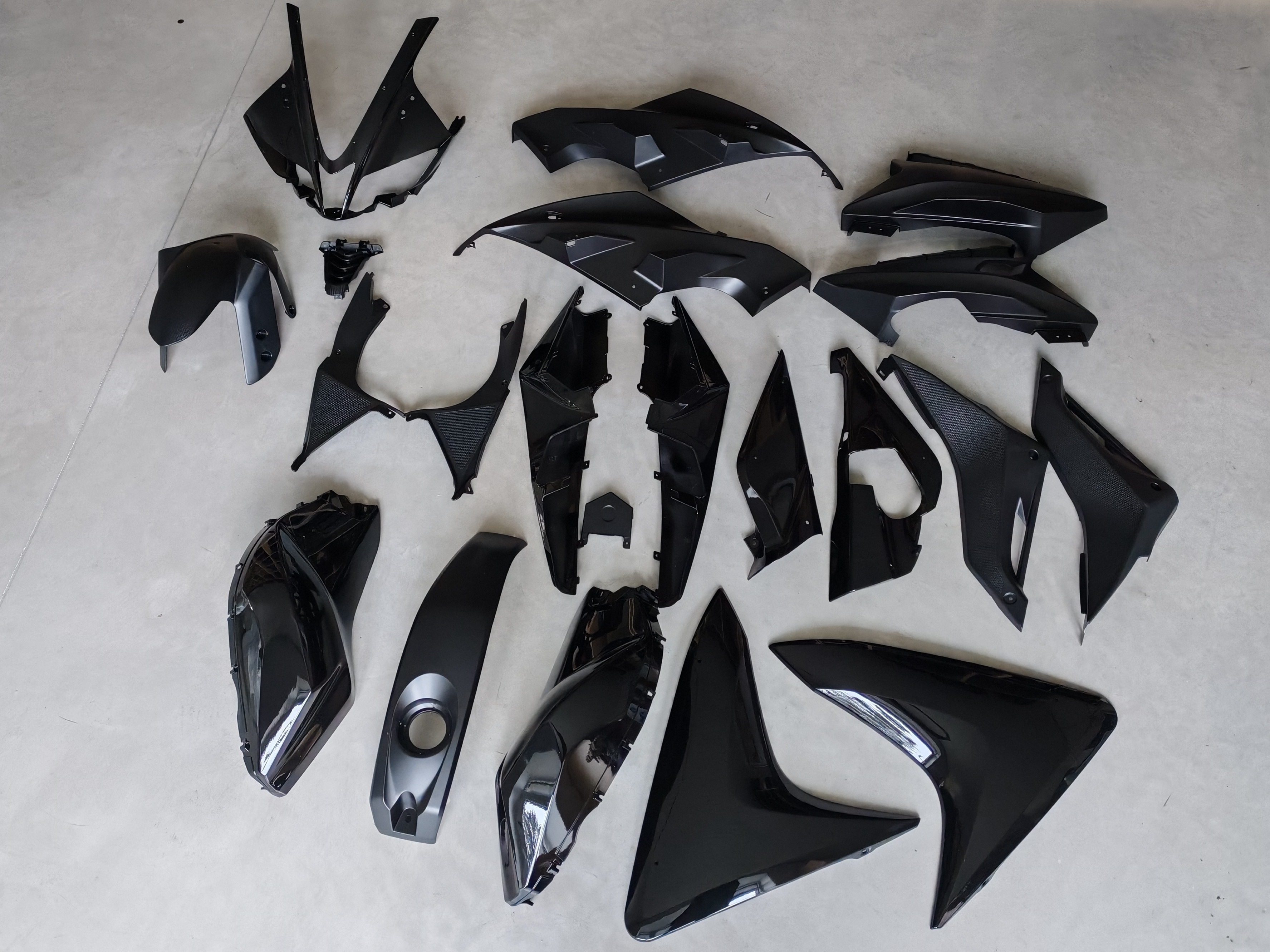 YZF-R125 Yamaha sada kapot 2014-2019