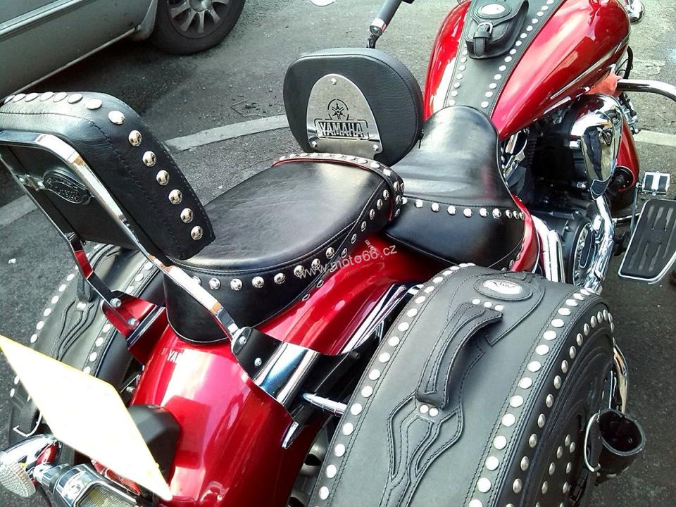 Opěrka řidiče Yamaha XV 1900 Midnight star