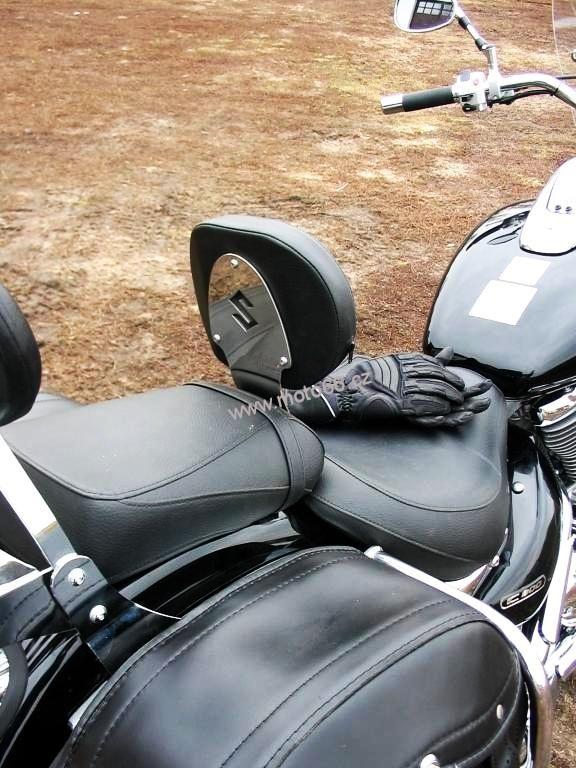 Opěrka řidiče Suzuki Intruder M 800